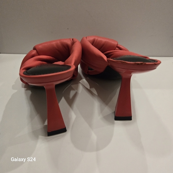 Marc Fisher LTD.Women's Pink  Dellian Knotted Strap Slip On Sandals💞 - Picture 5 of 10